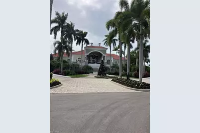 4695 Winged Foot Ct #102, Naples, FL 34112 - Photo 3