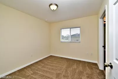 1062 Countess Ave, Lehigh Acres, FL 33974 - Photo 9