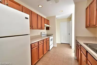 1062 Countess Ave, Lehigh Acres, FL 33974 - Photo 5