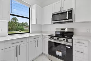909/911 Homestead Rd S, Lehigh Acres, FL 33974 - Photo 17