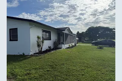 212 Davis Rd, Lehigh Acres, FL 33936 - Photo 3