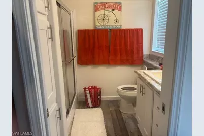 302 Shoreland Dr, Fort Myers, FL 33905 - Photo 17