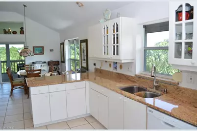 4551 Bartlett Pkwy, Captiva, FL 33924 - Photo 5