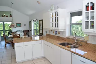 4551 Bartlett Pkwy, Captiva, FL 33924 - Photo 5