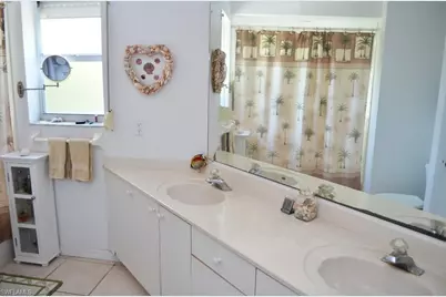 4551 Bartlett Pkwy, Captiva, FL 33924 - Photo 13