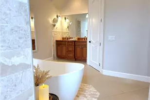 491 16th Ave NW, Naples, FL 34120 - Photo 17