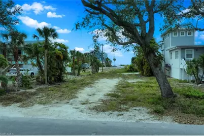 5780 Lauder St, Fort Myers Beach, FL 33931 - Photo 33