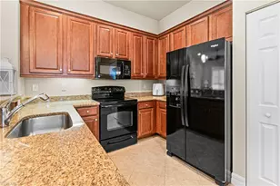 10535 Carolina Willow Dr, Fort Myers, FL 33913 - Photo 13