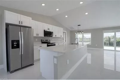 111 NW 19th Pl, Cape Coral, FL 33993 - Photo 3
