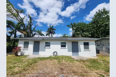 1119 6th Way, North Fort Myers, FL 33903 - Photo 1