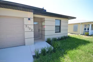 2267 French St, Fort Myers, FL 33916 - Photo 3