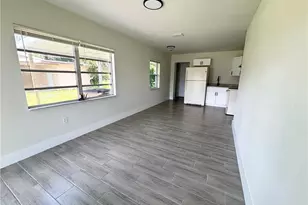 559 Wood Ave, Fort Myers, FL 33905 - Photo 3