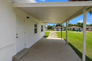 559 Wood Ave, Fort Myers, FL 33905 - Photo 1