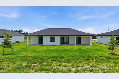 321 NE 15th Ter, Cape Coral, FL 33909 - Photo 41
