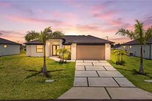 321 NE 15th Terrace, Cape Coral, FL 33909 - Photo 3