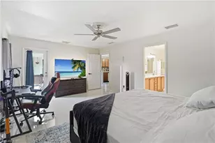 2701 NE 1st Pl, Cape Coral, FL 33909 - Photo 15