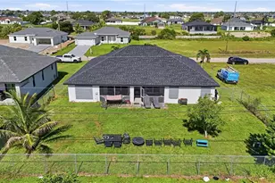 2701 NE 1st Pl, Cape Coral, FL 33909 - Photo 37