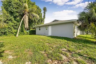 3314 Bassie Ct, Fort Myers, FL 33916 - Photo 7