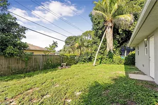 3314 Bassie Ct, Fort Myers, FL 33916 - Photo 5