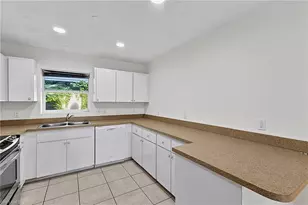 3314 Bassie Ct, Fort Myers, FL 33916 - Photo 9
