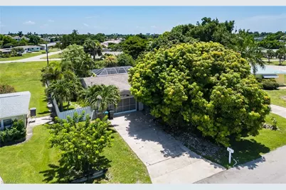 5243 Sunnybrook Ct, Cape Coral, FL 33904 - Photo 19