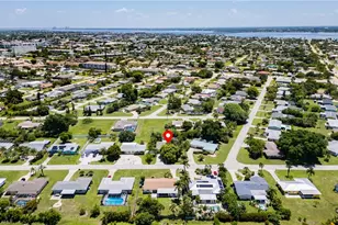 5243 Sunnybrook Ct, Cape Coral, FL 33904 - Photo 21