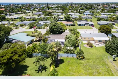 5243 Sunnybrook Ct, Cape Coral, FL 33904 - Photo 27
