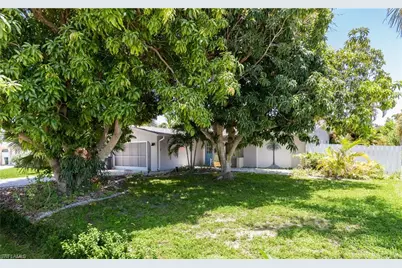5243 Sunnybrook Ct, Cape Coral, FL 33904 - Photo 5