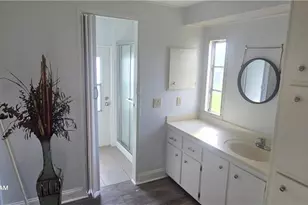 612 Pine Grove Ct, North Fort Myers, FL 33917 - Photo 19