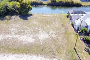16 SE 8th Pl, Cape Coral, FL 33990 - Photo 1