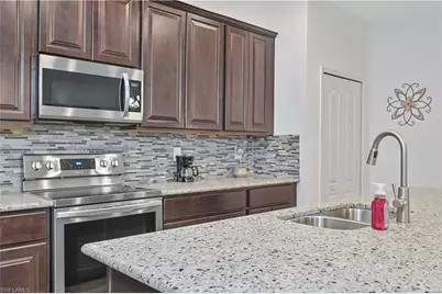 8784 Cascade Price Cir, North Fort Myers, FL 33917 - Photo 11