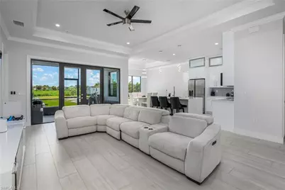 2806 45th Ave NE, Naples, FL 34120 - Photo 9