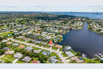 4536 Vinsetta Ave, North Fort Myers, FL 33903 - Photo 1