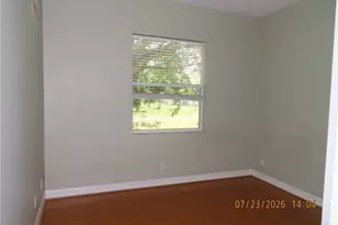2610 52nd Ave NE, Naples, FL 34120 - Photo 11