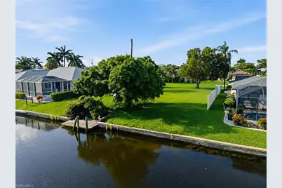1907 SE 37th Ter, Cape Coral, FL 33904 - Photo 7