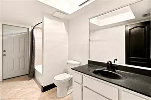 28 NE 19th Ct, Cape Coral, FL 33909 - Photo 23
