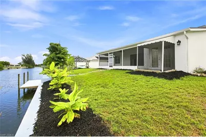 28 NE 19th Ct, Cape Coral, FL 33909 - Photo 7