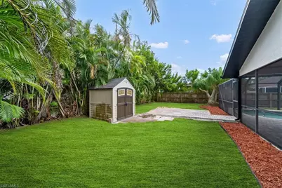 212 SE 4th Ter, Cape Coral, FL 33990 - Photo 35