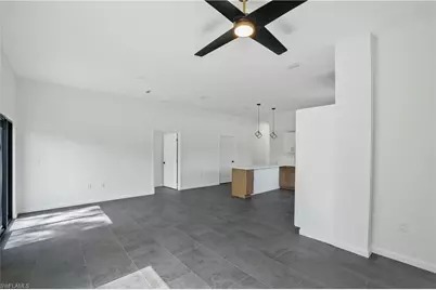 601 Hawthorne Ave S, Lehigh Acres, FL 33974 - Photo 15