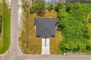 601 Hawthorne Ave S, Lehigh Acres, FL 33974 - Photo 25