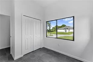 601 Hawthorne Ave S, Lehigh Acres, FL 33974 - Photo 5