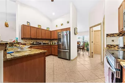 1805 SW 4th Ave, Cape Coral, FL 33991 - Photo 15