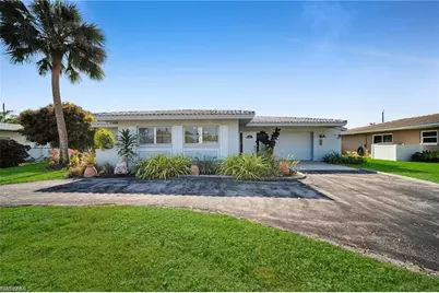 616 El Dorado Pkwy E, Cape Coral, FL 33904 - Photo 25