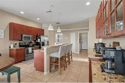 2909 SW 38th St, Cape Coral, FL 33914 - Photo 9