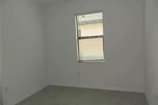 3447 Menores Wy, Fort Myers, FL 33905 - Photo 9