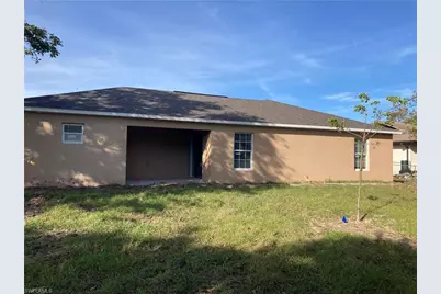 117 NE 7th Ave, Cape Coral, FL 33909 - Photo 3