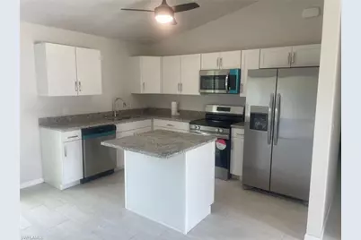 117 NE 7th Ave, Cape Coral, FL 33909 - Photo 5