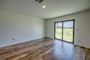 861 Winwood Cir, Fort Myers, FL 33913 - Photo 3