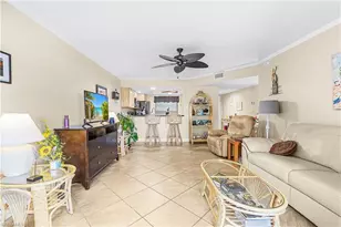4708 SW 8th Pl, Cape Coral, FL 33914 - Photo 3