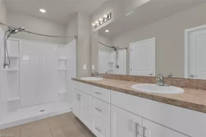 18540 Cronin Sand Ln, North Fort Myers, FL 33917 - Photo 19